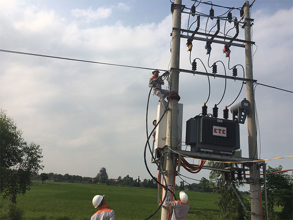 Thi công trạm điện hạ thế 02